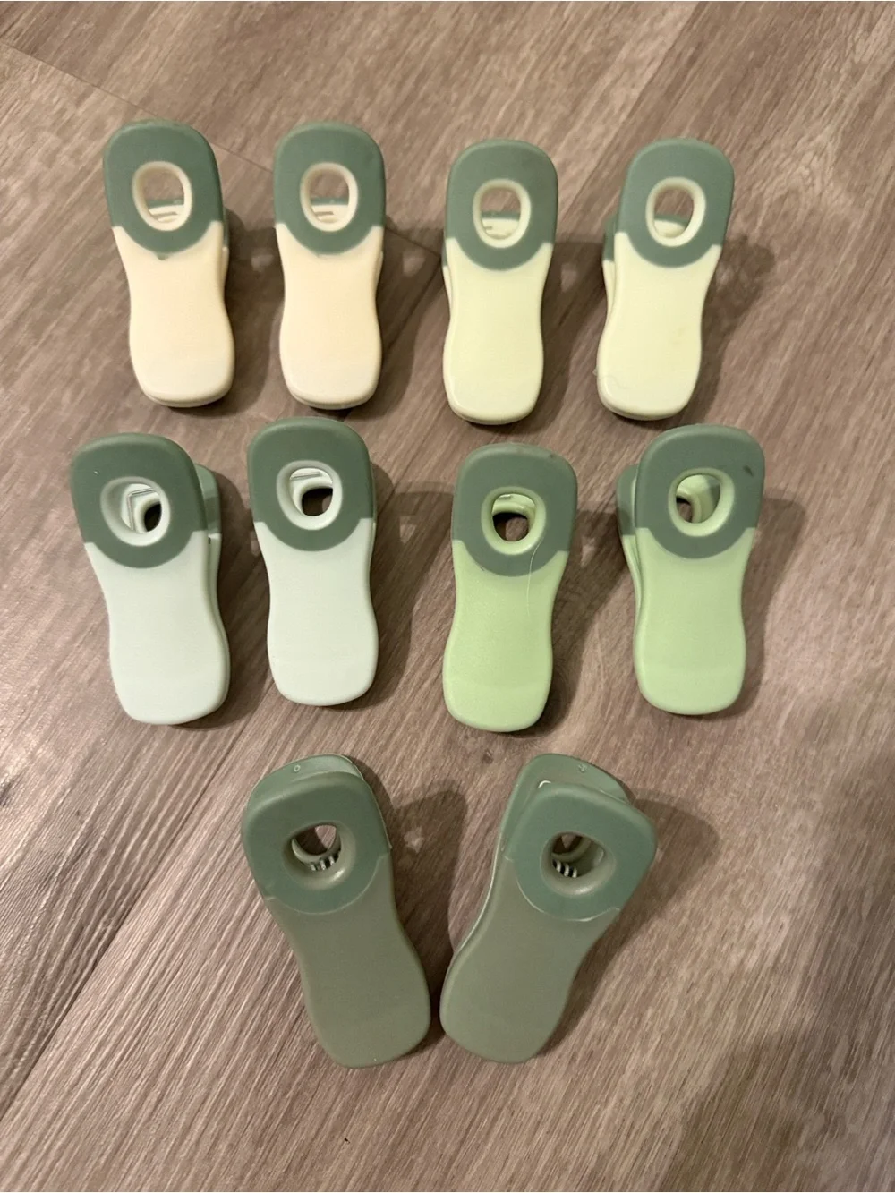 💜Firm Price💜10 chip bag clips with magnet for food storage